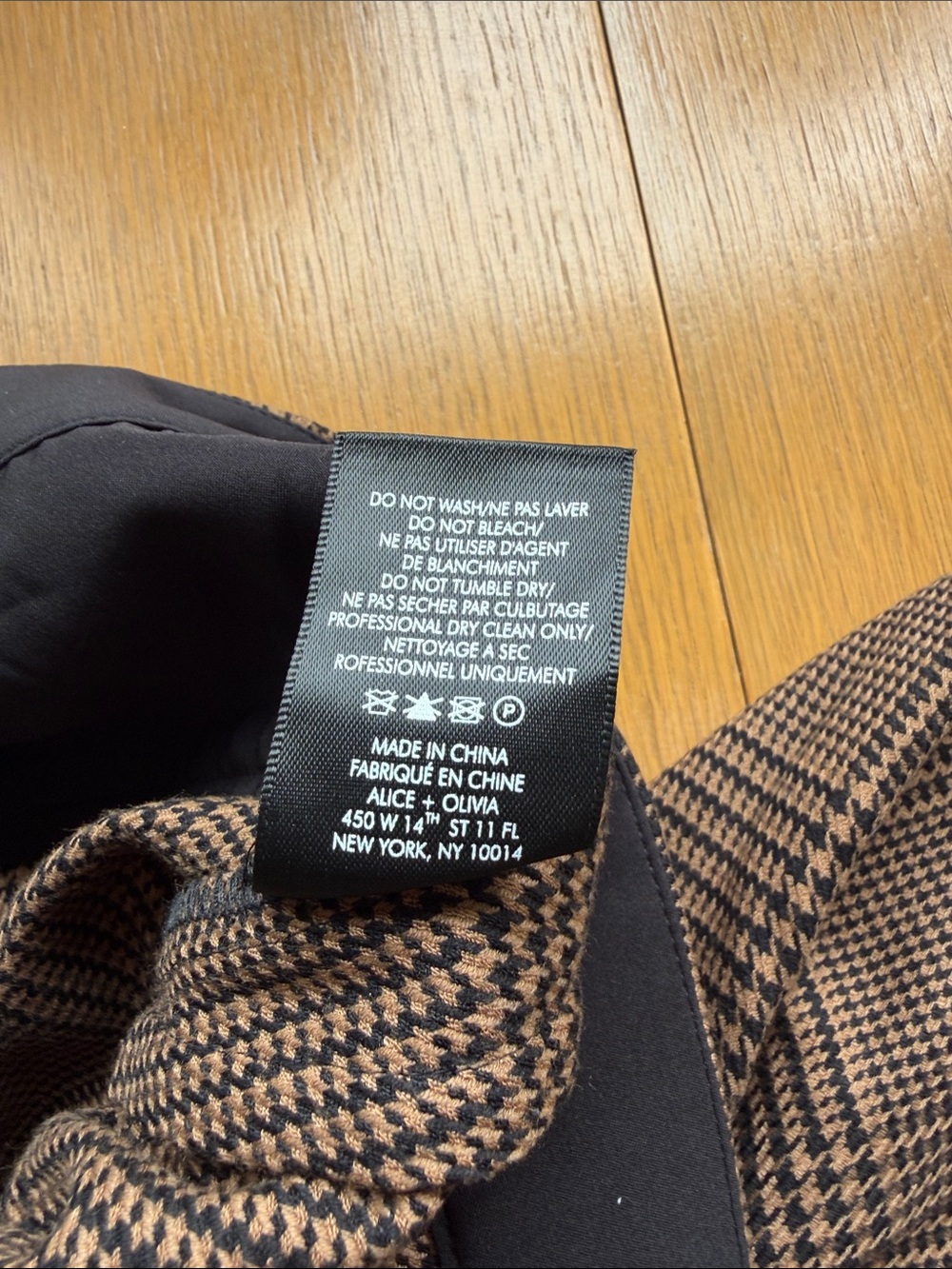 Alice + Olivia Brown Glen Plaid Pants - Picture 8 of 9